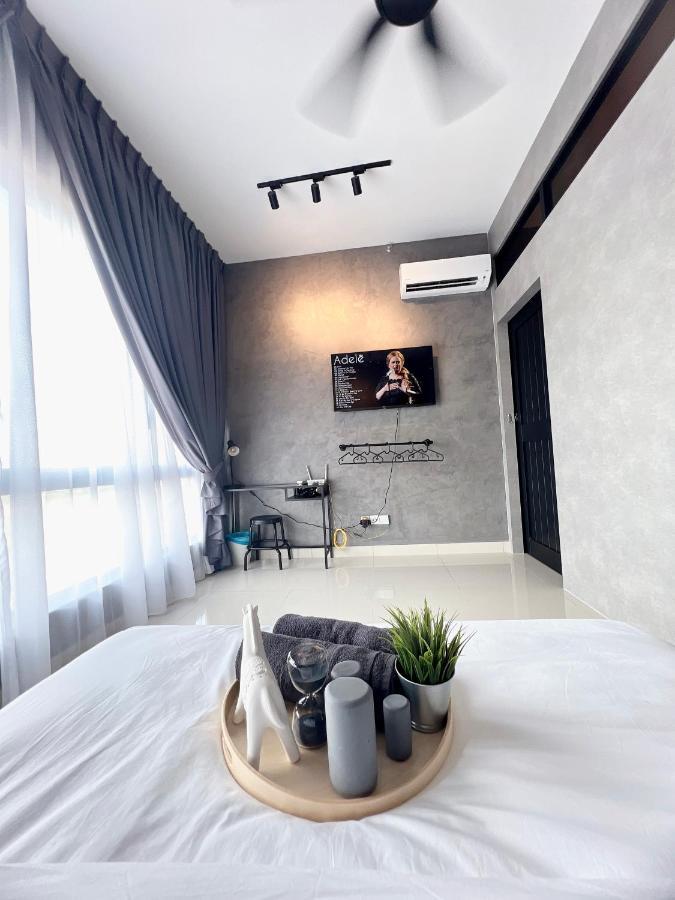 The Apple Residence & Suites Infinity Pool By Nestcove Malacca エクステリア 写真