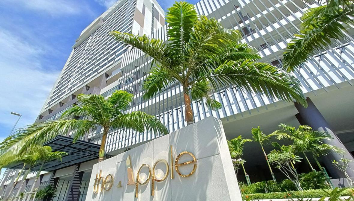 The Apple Residence & Suites Infinity Pool By Nestcove Malacca エクステリア 写真